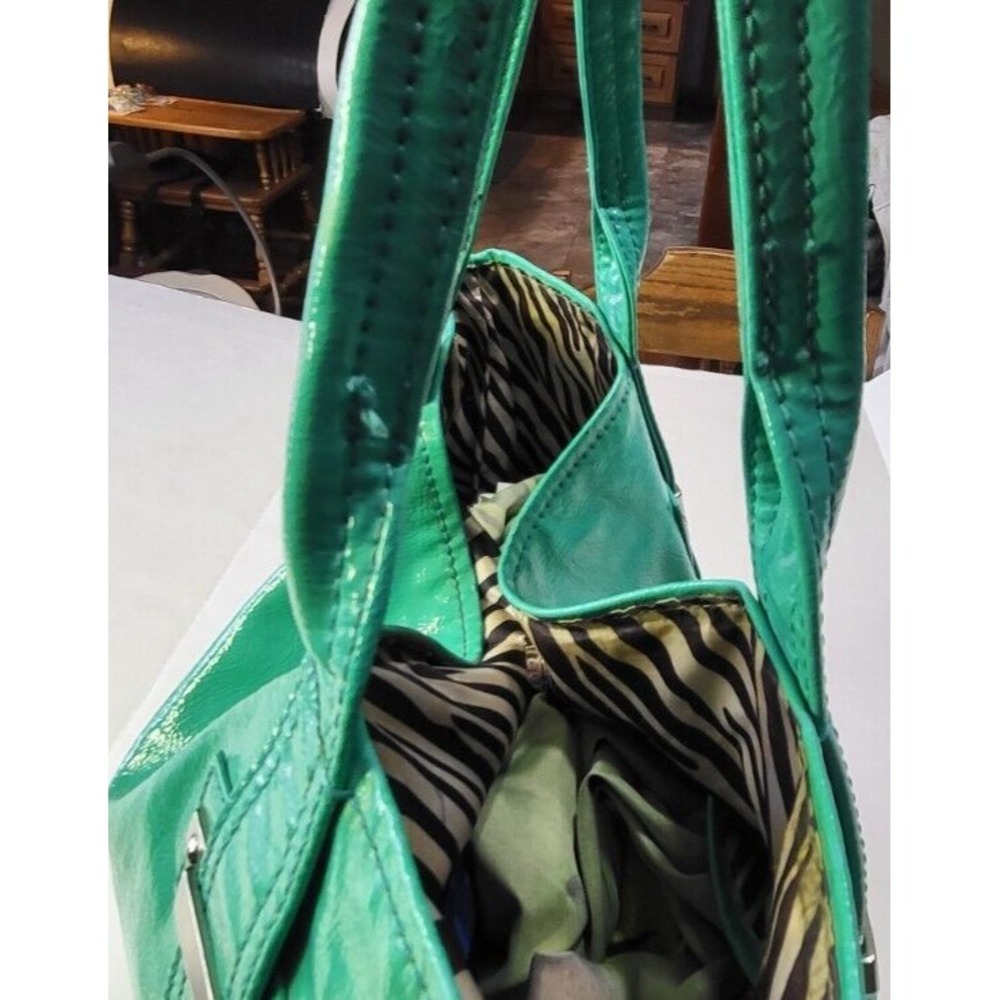 Vintage Guess Teal Shoulder Bag Silver Buckle Y2K Style Zebra Lining - Picture 10 of 16